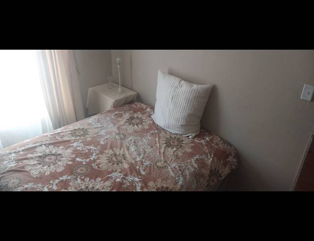 4 BEDROOM HOUSE FOR SALE IN LADY SELBORNE